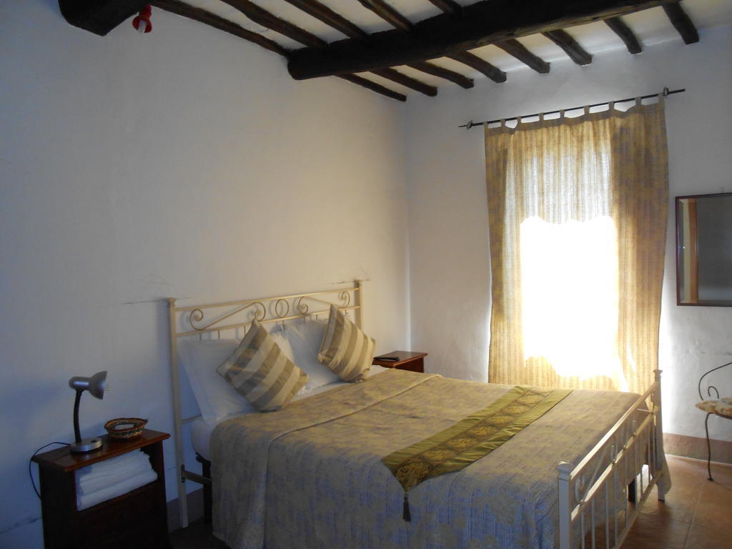 باغنوريغيو Civita B&B الغرفة الصورة